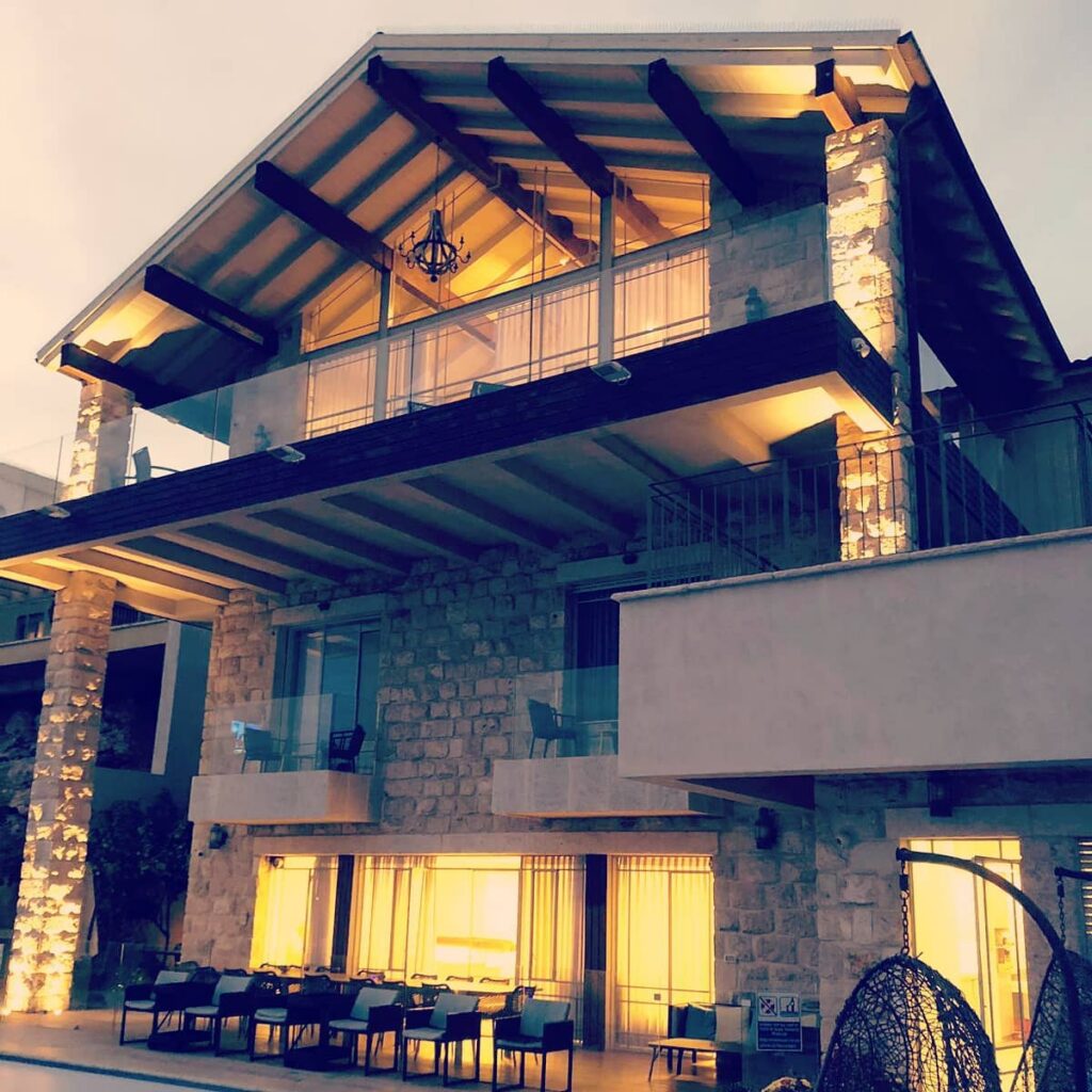 Chateau Glili