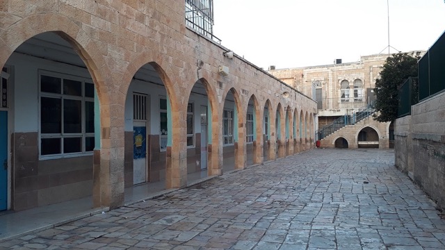 Omariya Elementary School / Antonia Fortress area