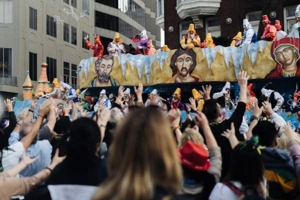 Adloyada Purim Parades
